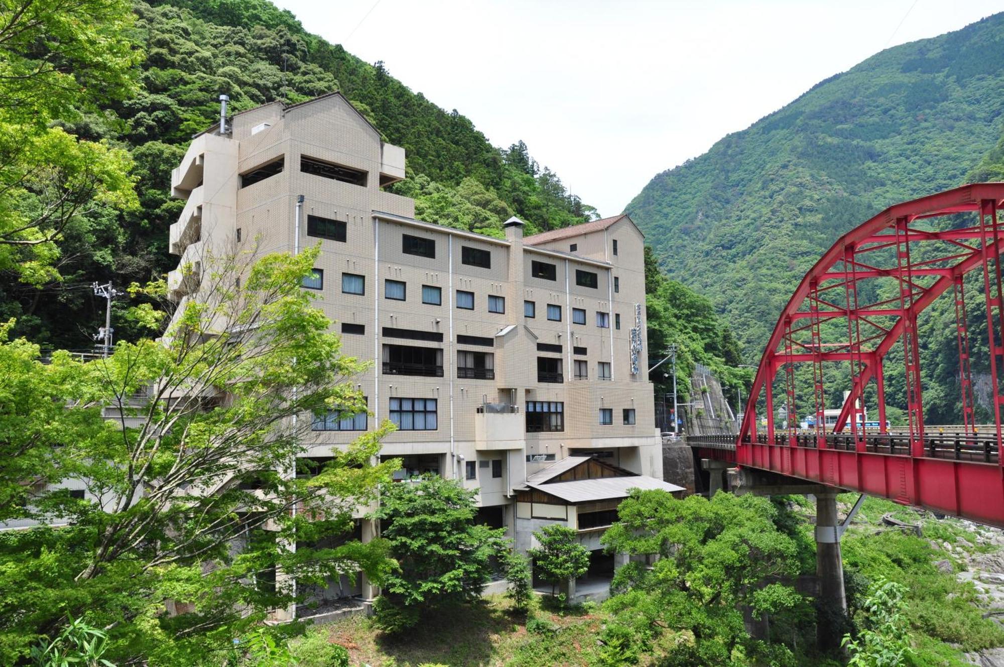 Obokekyo Mannaka Hotel Miyoshi  Ngoại thất bức ảnh