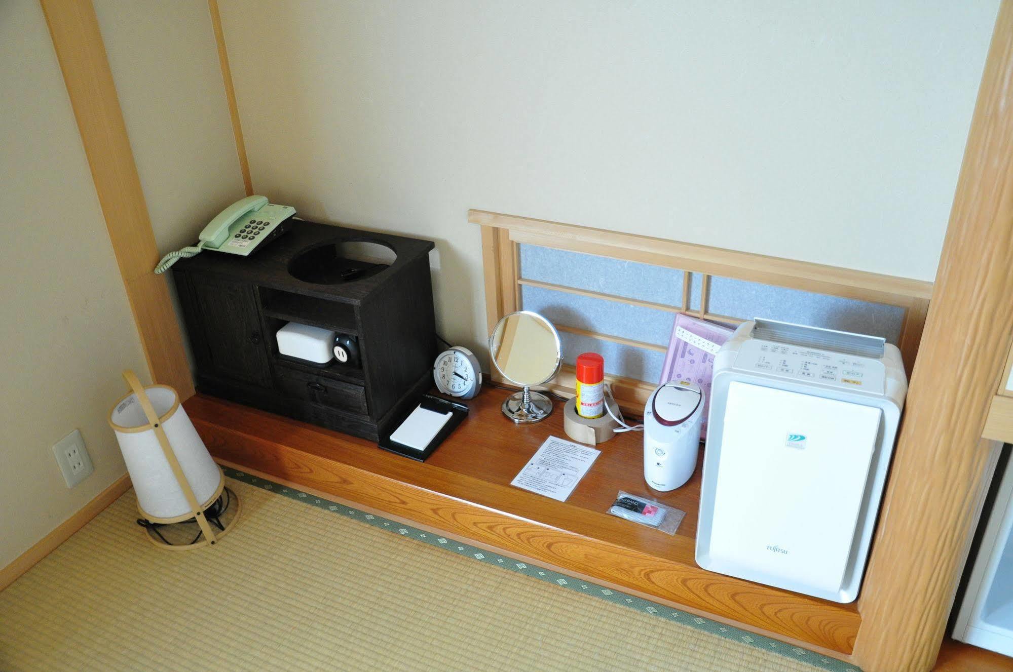 Obokekyo Mannaka Hotel Miyoshi  Ngoại thất bức ảnh
