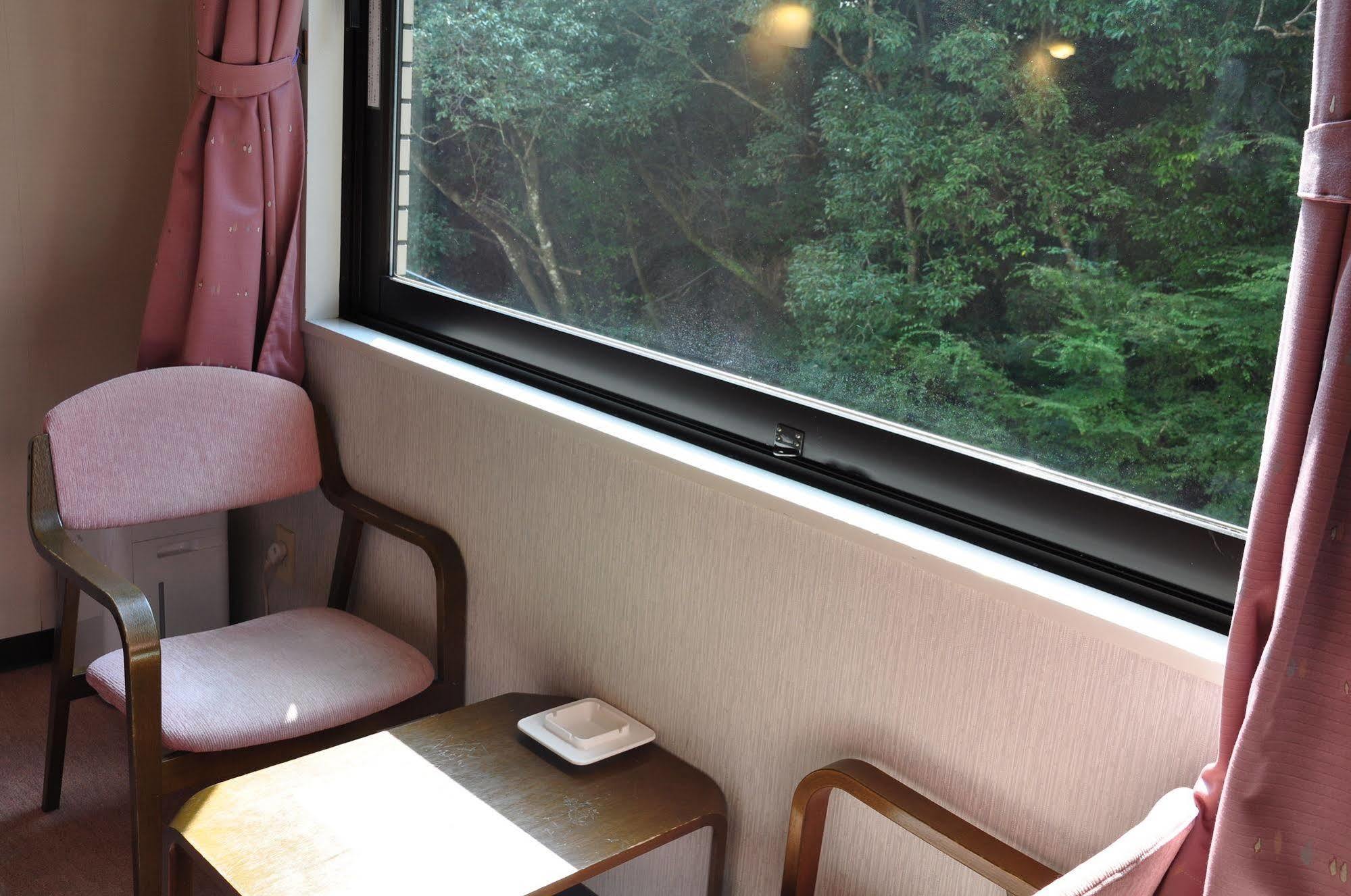 Obokekyo Mannaka Hotel Miyoshi  Ngoại thất bức ảnh