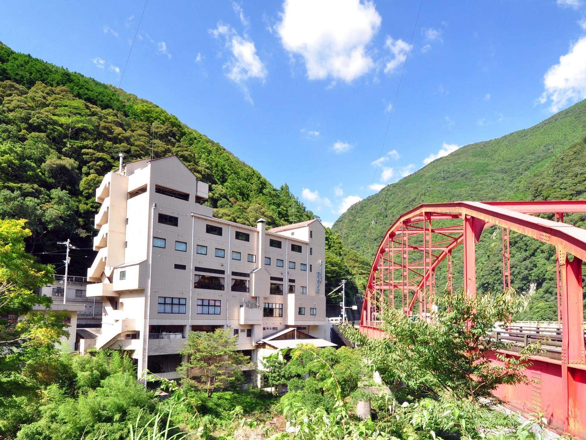 Obokekyo Mannaka Hotel Miyoshi  Ngoại thất bức ảnh
