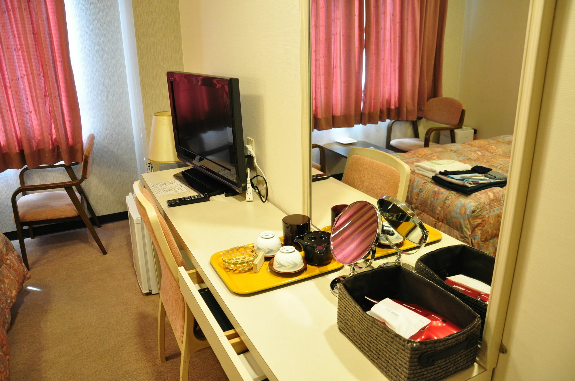 Obokekyo Mannaka Hotel Miyoshi  Ngoại thất bức ảnh
